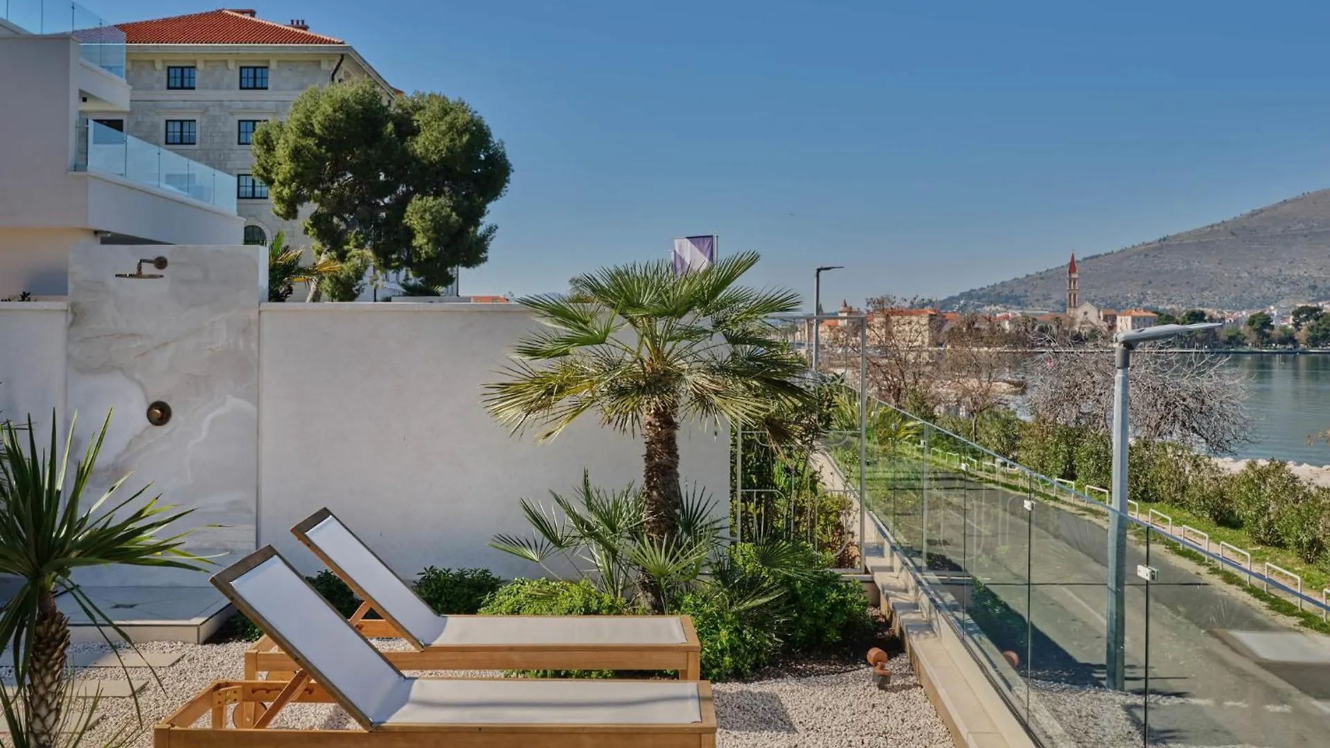 Apartment Mistral By Interhome Traù